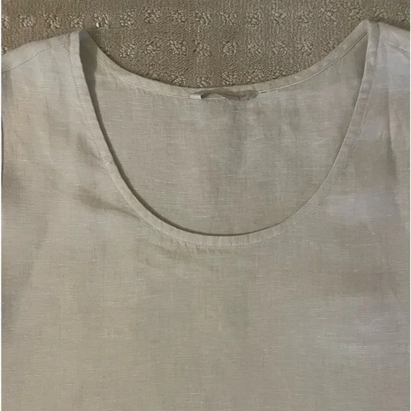 **SOLD**Soft Surroundings, 100% Linen, Relaxed Fit, Short Sleeve Dress, Beige - Picture 2 of 10